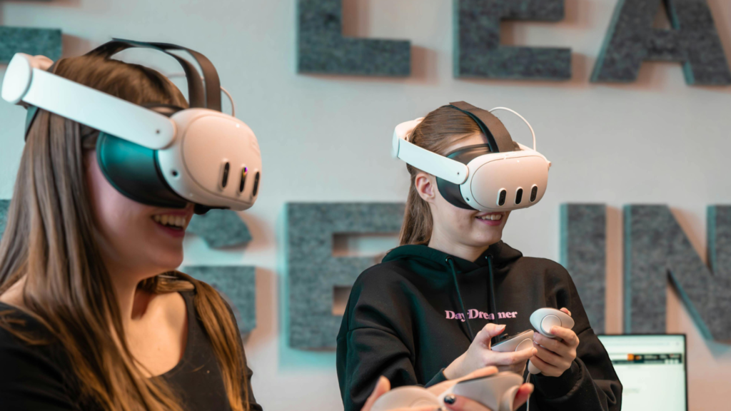 ElvisEdem | Top 10 Online Advertising Trends to Watch in 2027